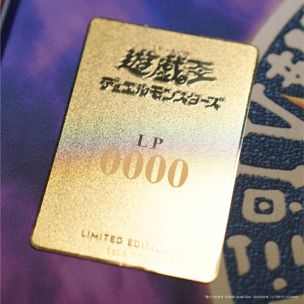 遊戲王黑魔導女孩紀念充電套裝,展示磁吸無線充電器、流沙壓克力立牌、限定LP值金卡