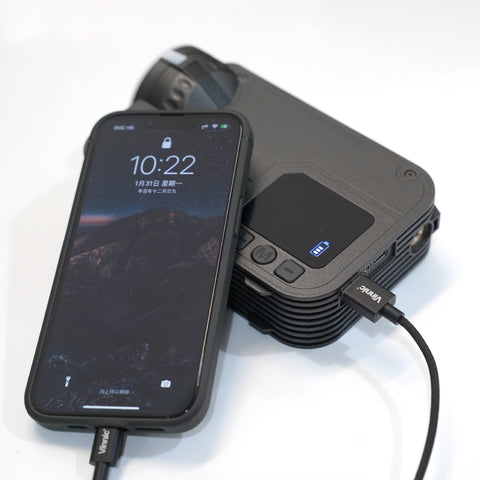 Vinnic 8,000mAh 12V 多功能車用應急啟動電源 (救車寶/過江龍)& 30W PD QC 2輸出 迷你車用充電器